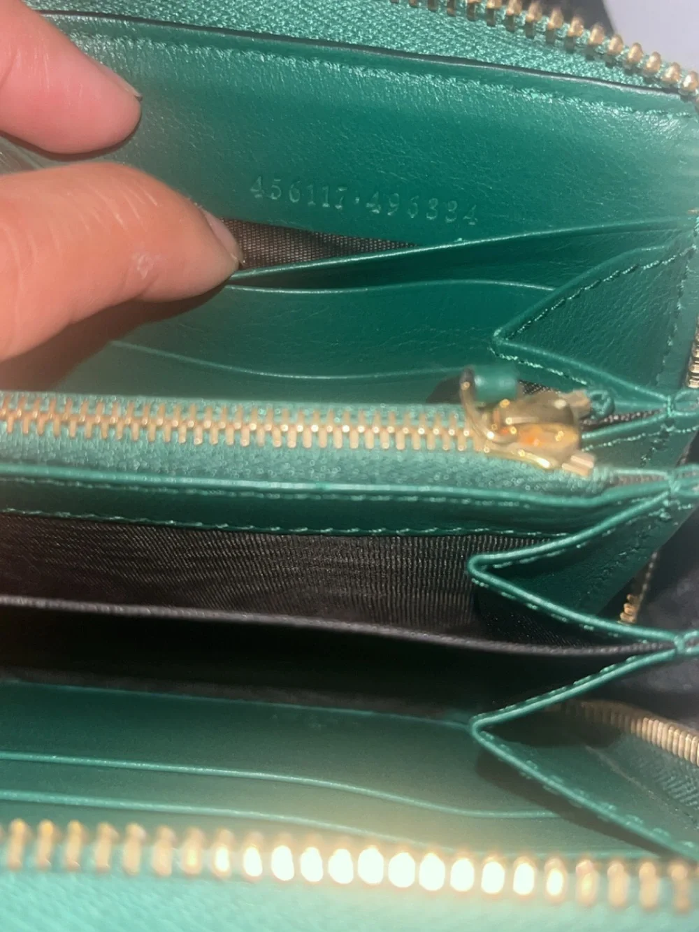 Gucci Emerald Green Python Zip Wallet with Gold Double G - Picture 9 of 16